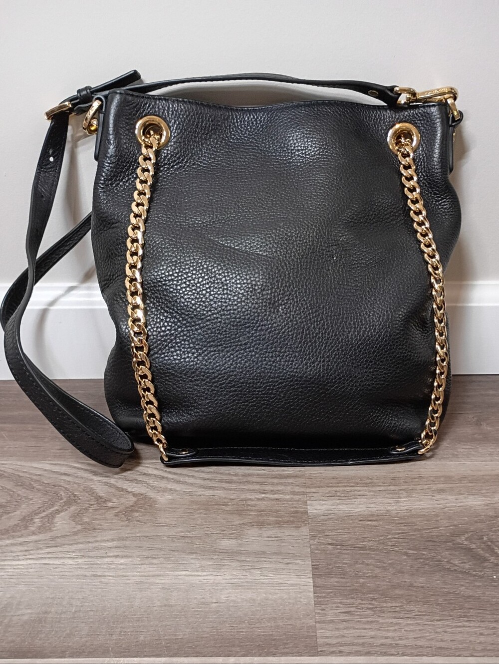 Michael Kors Black Pebbled Leather Gold Brass Chain Shoulder Strap Hobo Tote Bag